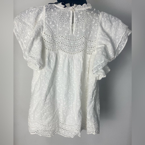 BCBGMAXAZRIA Women’s Sz XXS Cotton Eyelet Ruffle Top Off White Retails 198 - Picture 4 of 7